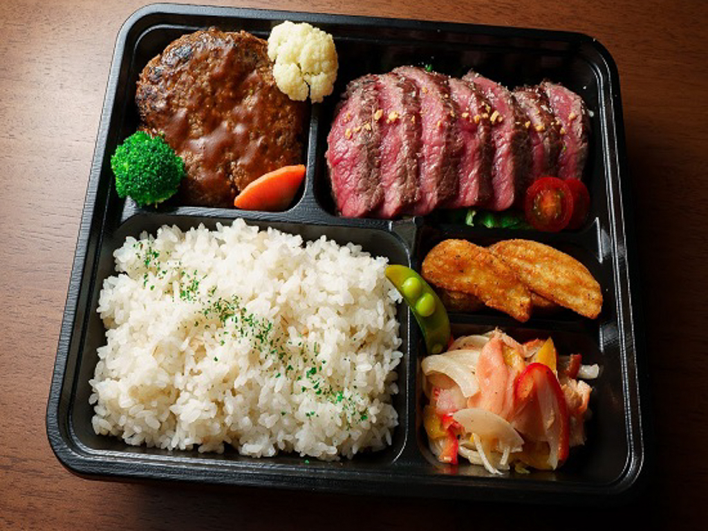 肉キッチン BOICHIのステーキとハンバーグ御膳